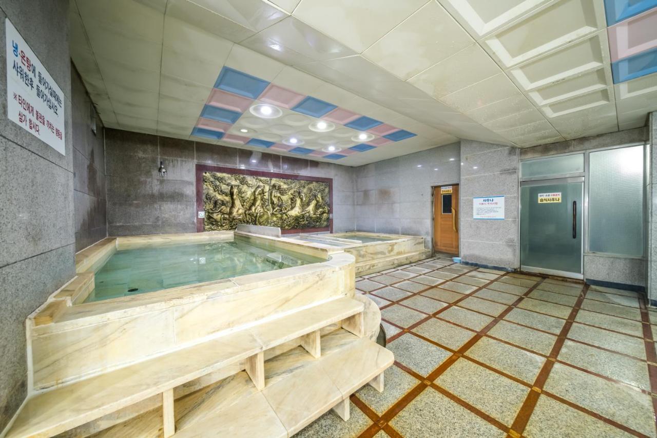 Jeju Palace Hotel エクステリア 写真